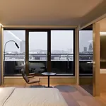 Hotel Sana 4*