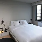 Hotel Sana 4*